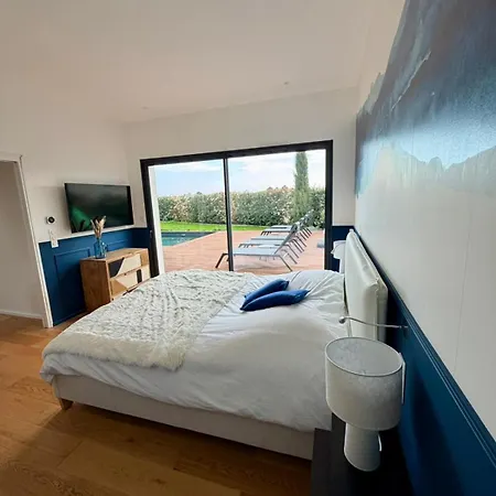 Bianca Di Piscine Et Vue Montagnes Villa