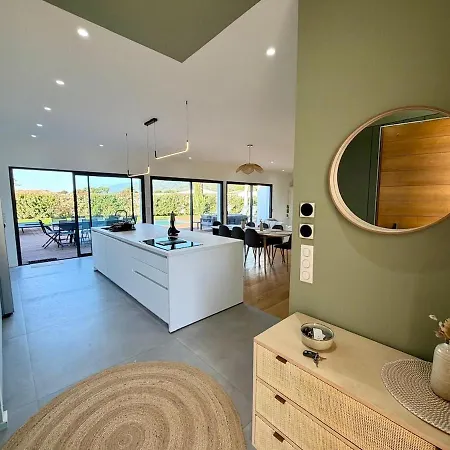 Bianca Di Piscine Et Vue Montagnes Villa *